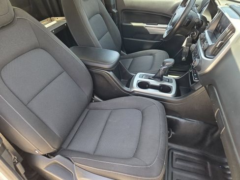 Used 2022 Chevrolet Colorado LT w/ Fleet Safety Package RWD image 15