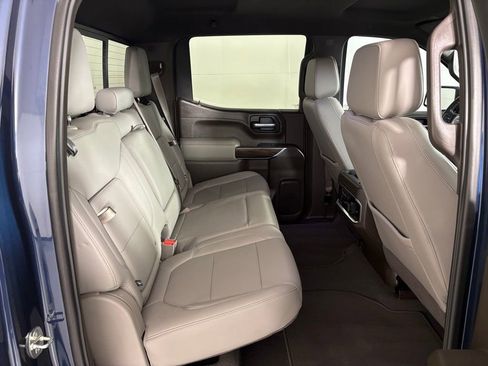 Used 2021 GMC Sierra 1500 SLT w/ SLT Premium Package AWD/4WD image 45