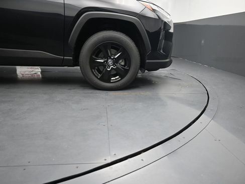 Used 2023 Toyota RAV4 XLE FWD image 11