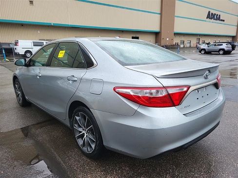 Used 2016 Toyota Camry XSE w/ Moonroof Package FWD image 6