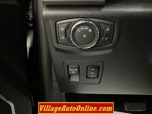 Used 2018 Ford F150 Lariat image 23