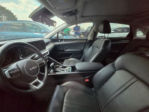 Used 2023 Kia K5 EX FWD image 8