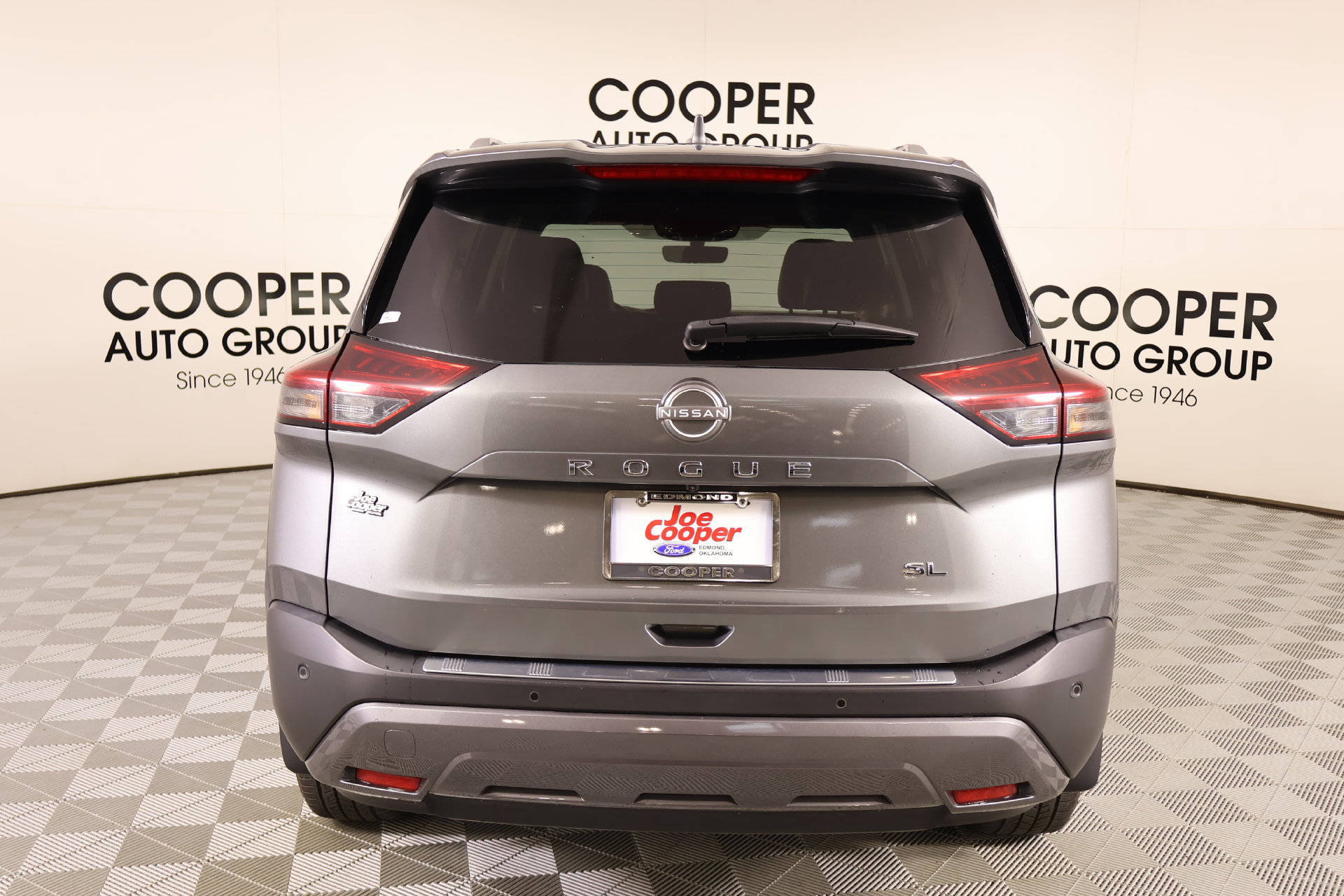Used 2023 Nissan Rogue SL w/ SL Premium Package FWD image 23
