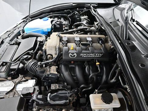 Used 2017 MAZDA MX-5 Miata RF Grand Touring image 30