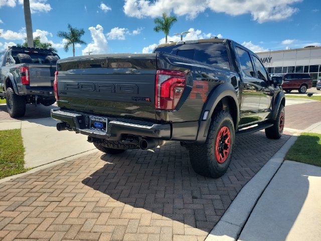 Certified 2025 Ford F150 Raptor w/ Equipment Group 803A Raptor R AWD/4WD image 6