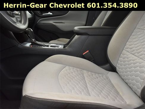 Used 2019 Chevrolet Equinox LT image 13