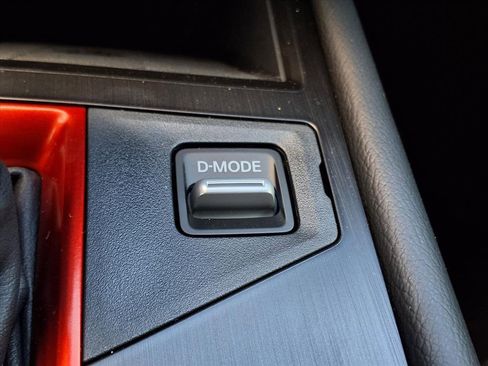 New 2026 Nissan Kicks SR image 14