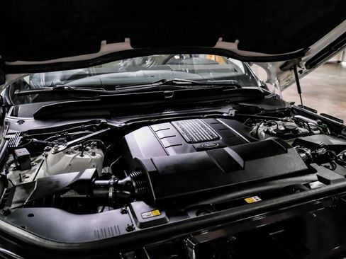 Used 2016 Land Rover Range Rover Sport Supercharged image 50