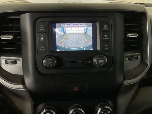 Used 2024 RAM 2500 Tradesman w/ Chrome Appearance Group image 16