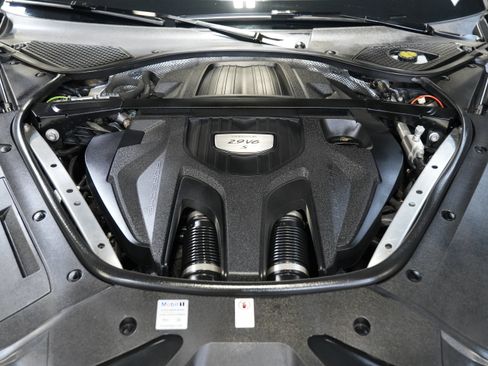 Used 2018 Porsche Panamera 4S AWD/4WD image 48