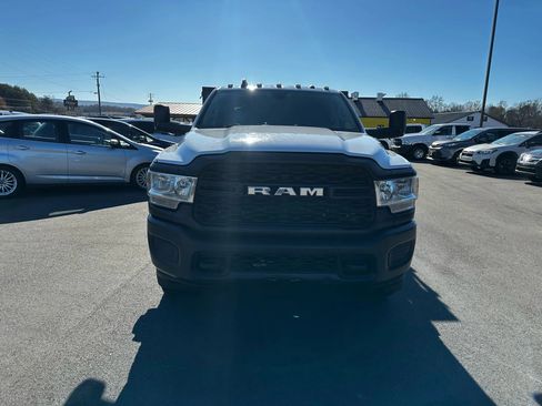 Used 2019 RAM 3500 Tradesman image 6