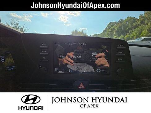 Used 2025 Hyundai Elantra Sport FWD image 31