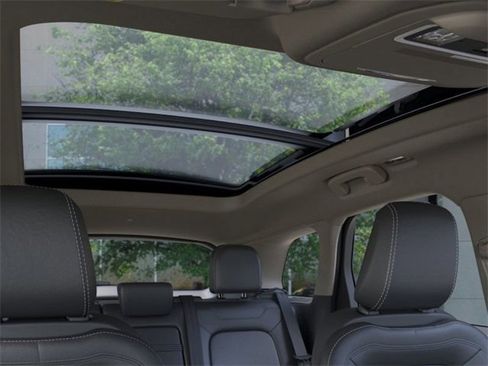 New 2025 Lincoln Corsair Reserve image 22