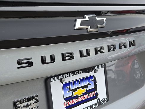 New 2026 Chevrolet Suburban Premier image 19