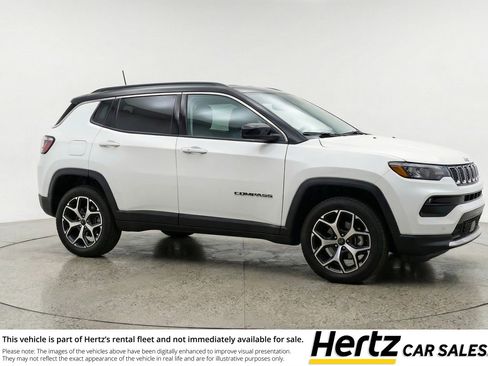 Used 2025 Jeep Compass Limited image 1