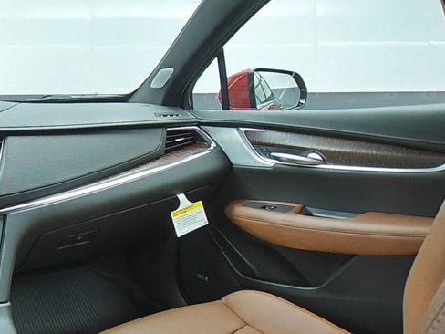 New 2025 Cadillac XT5 Premium Luxury w/ Technology Package image 11