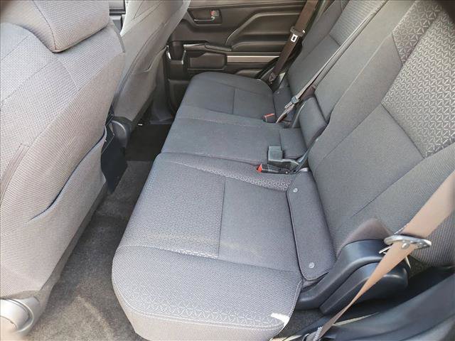 Used 2025 Toyota 4Runner SR5 AWD/4WD image 24