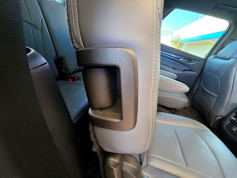 Used 2023 Buick Enclave Essence AWD/4WD image 67