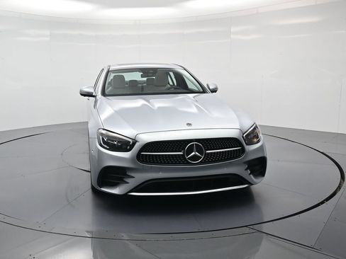 Used 2021 Mercedes-Benz E 350 4MATIC Sedan image 33