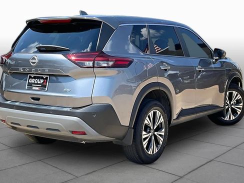Used 2023 Nissan Rogue SV FWD image 12