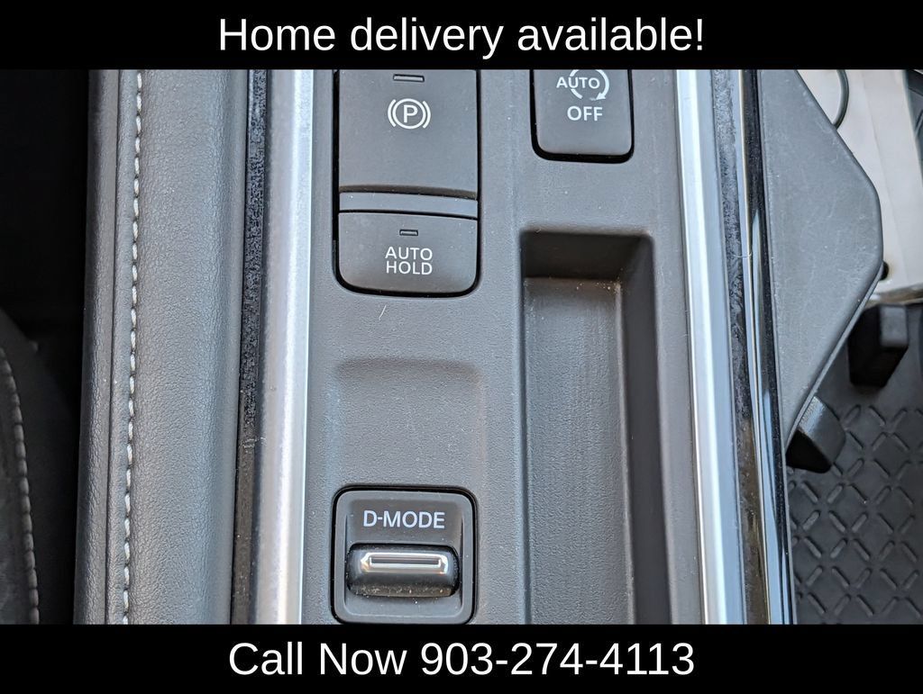 Used 2026 Nissan Pathfinder SV FWD image 16