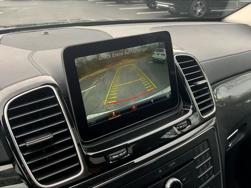 Used 2019 Mercedes-Benz GLS 450 4MATIC image 28