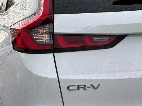 Used 2024 Honda CR-V EX image 25