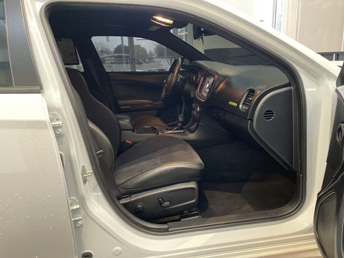 Used 2023 Dodge Charger Scat Pack RWD image 36