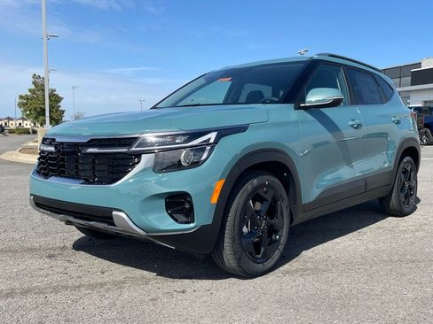 New 2026 Kia Seltos EX image 3