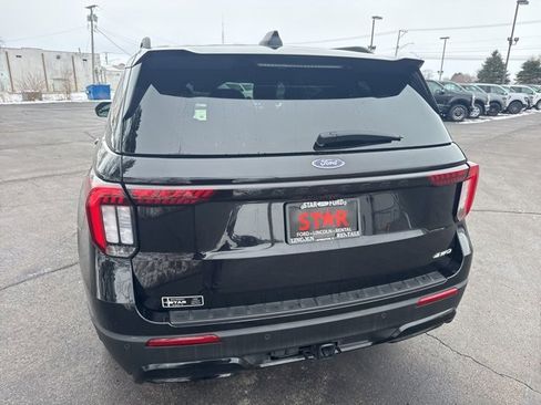 Certified 2025 Ford Explorer ST-Line w/ Premium Package image 4