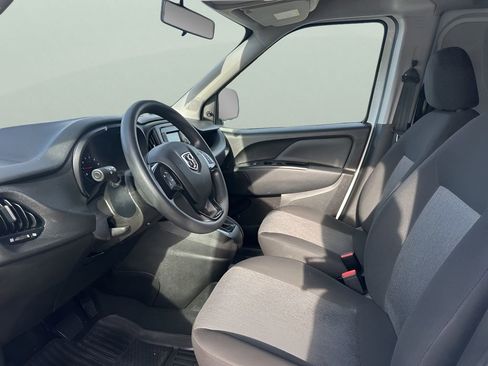 Used 2022 RAM ProMaster City Tradesman image 9