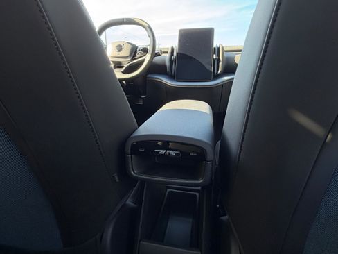 New 2026 Volvo EX30 Plus w/ Climate Package image 11