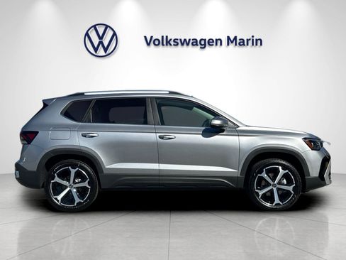 New 2026 Volkswagen Taos SEL AWD/4WD image 6
