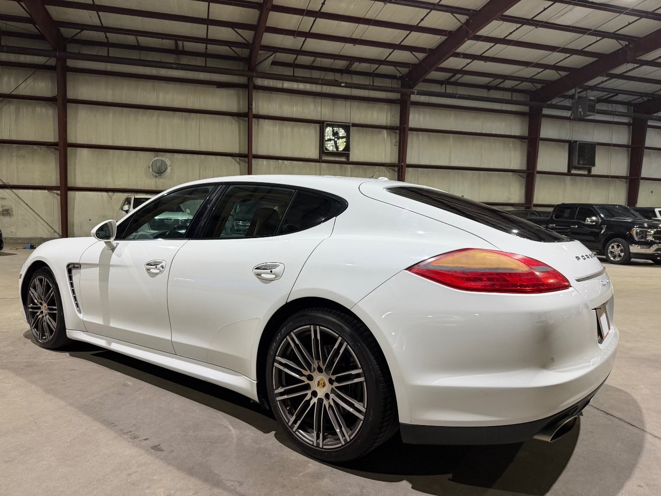 Used 2013 Porsche Panamera 4 image 7