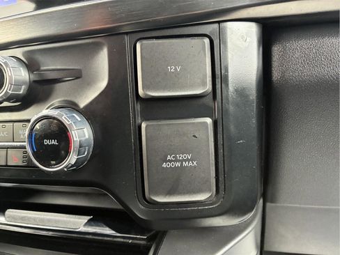 Used 2023 Ford F250 Lariat w/ Lariat Ultimate Package AWD/4WD image 28