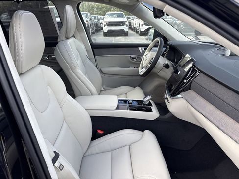New 2026 Volvo XC90 B6 Ultra w/ Lounge Package AWD/4WD image 24