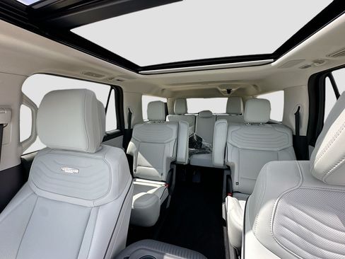 New 2027 Ford Expedition Max Platinum w/ Platinum Ultimate Package AWD/4WD image 28