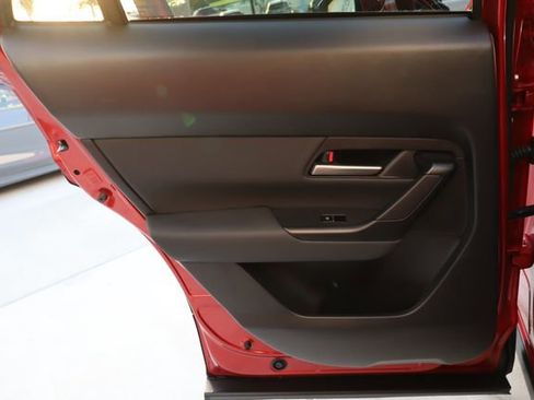 Used 2025 MAZDA CX-50 AWD 2.5 Hybrid w/ Premium Pkg image 28