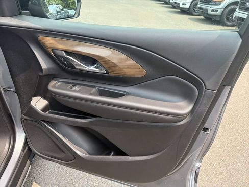 Used 2020 GMC Terrain SLE AWD/4WD image 14
