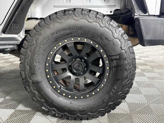 Used 2014 Jeep Wrangler Unlimited Sport w/ Quick Order Package 24S AWD/4WD image 37