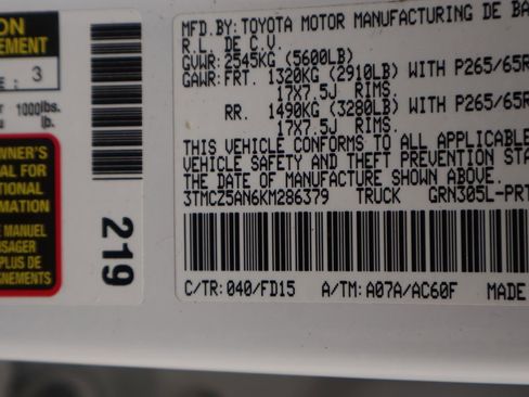 Used 2019 Toyota Tacoma TRD Sport w/ Technology Package AWD/4WD image 46