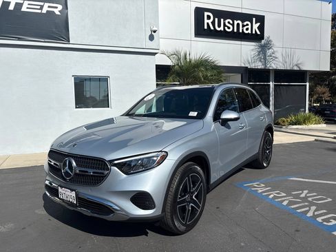 Certified 2026 Mercedes-Benz GLC 300 image 2
