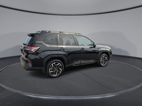 Certified 2025 Subaru Forester Limited AWD/4WD image 8