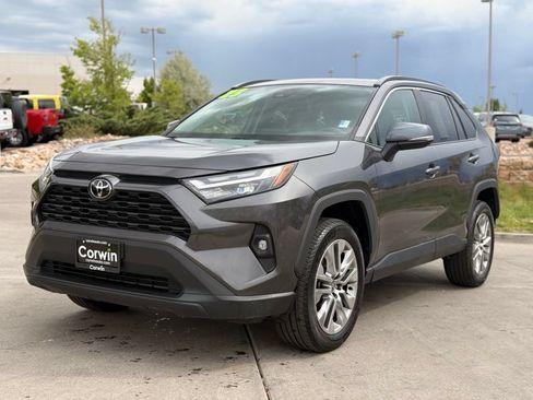 Used 2023 Toyota RAV4 XLE Premium AWD/4WD image 4