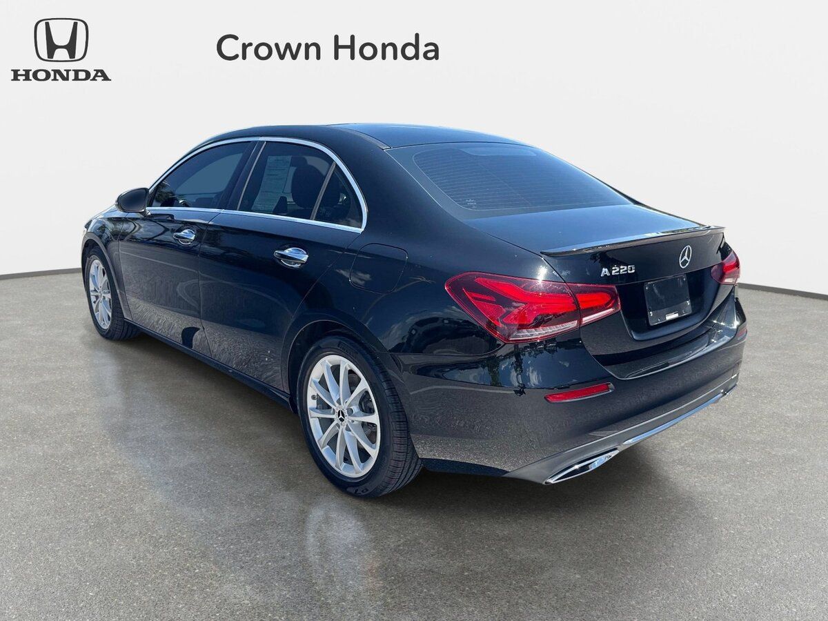 Used 2019 Mercedes-Benz A 220 image 3