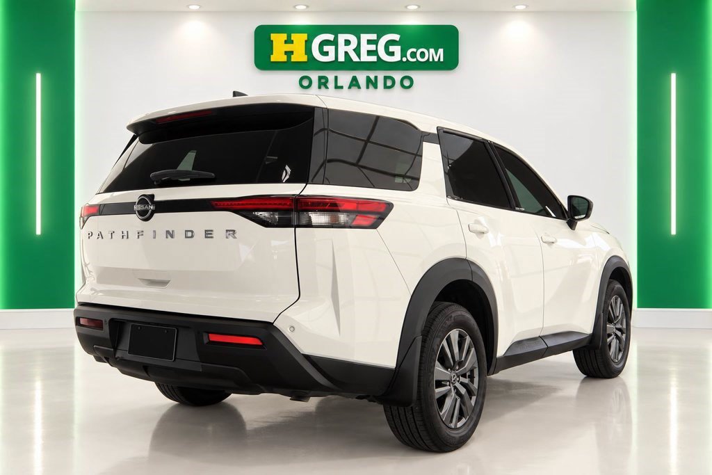 Used 2024 Nissan Pathfinder S w/ Cargo Package FWD image 6
