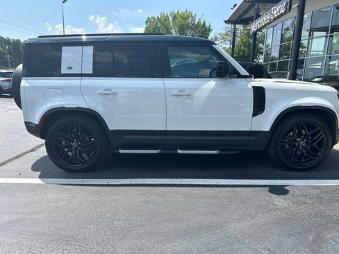 Used 2020 Land Rover Defender 110 AWD/4WD image 4