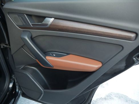 Certified 2023 Audi Q5 2.0T Premium w/ Convenience Package image 34