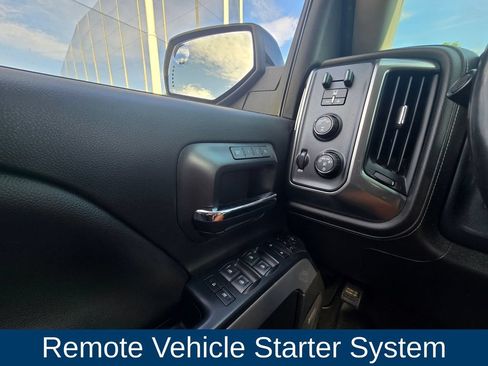 Used 2018 Chevrolet Silverado 1500 LTZ Z71 w/ LTZ Plus Package AWD/4WD image 19