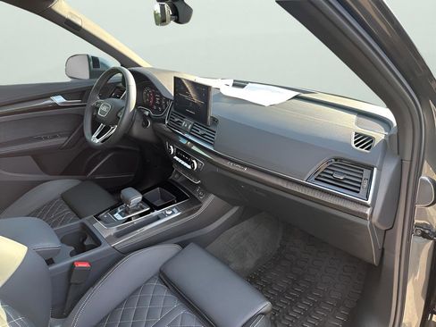 Used 2024 Audi SQ5 Premium Plus image 15